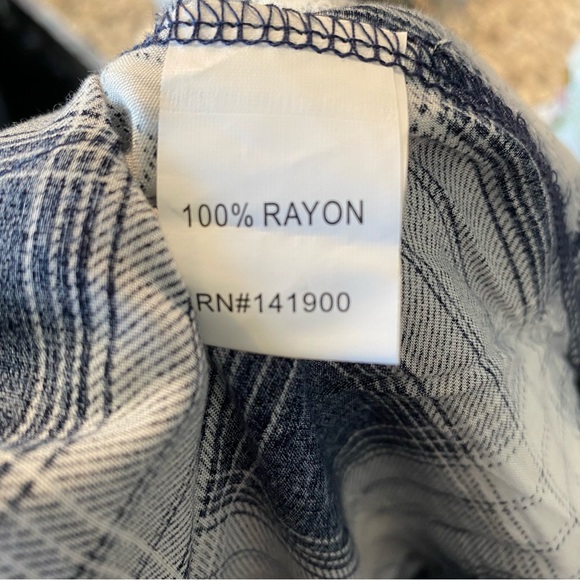 Velzera Plaid Tunic Top Navy White Size 3X New With Tags - Picture 7 of 7